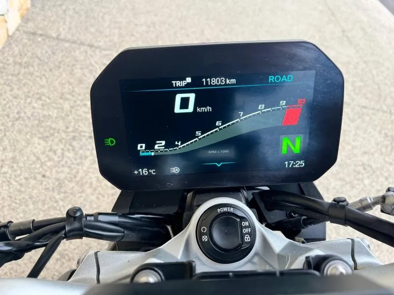 BMW 900 R VERSION A2