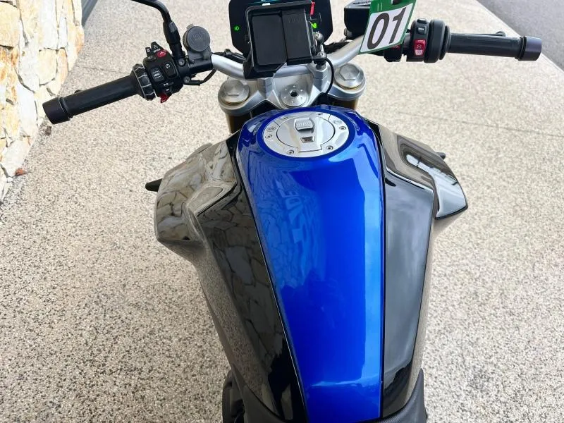 BMW 900 R VERSION A2