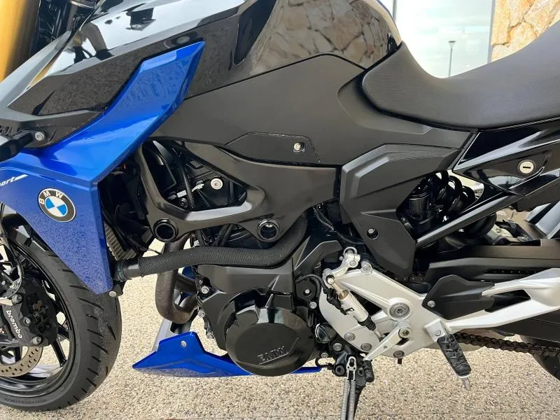 BMW 900 R VERSION A2