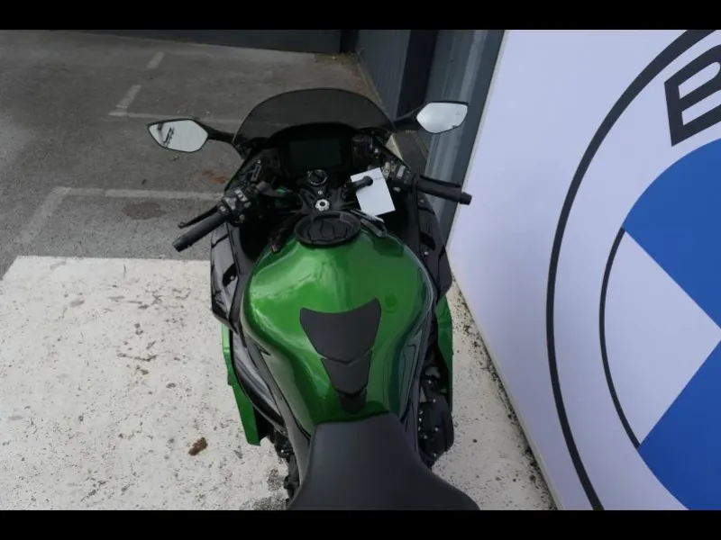 KAWASAKI SX 1000 + Akrapovic + Top Case