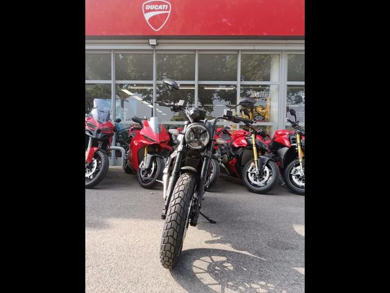 DUCATI Scrambler 800 Icon Dark