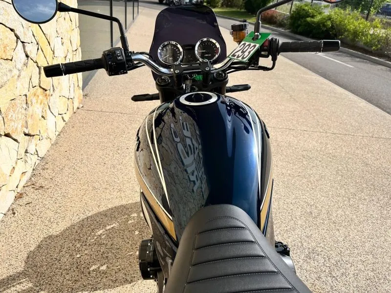 KAWASAKI 900 RS  2024