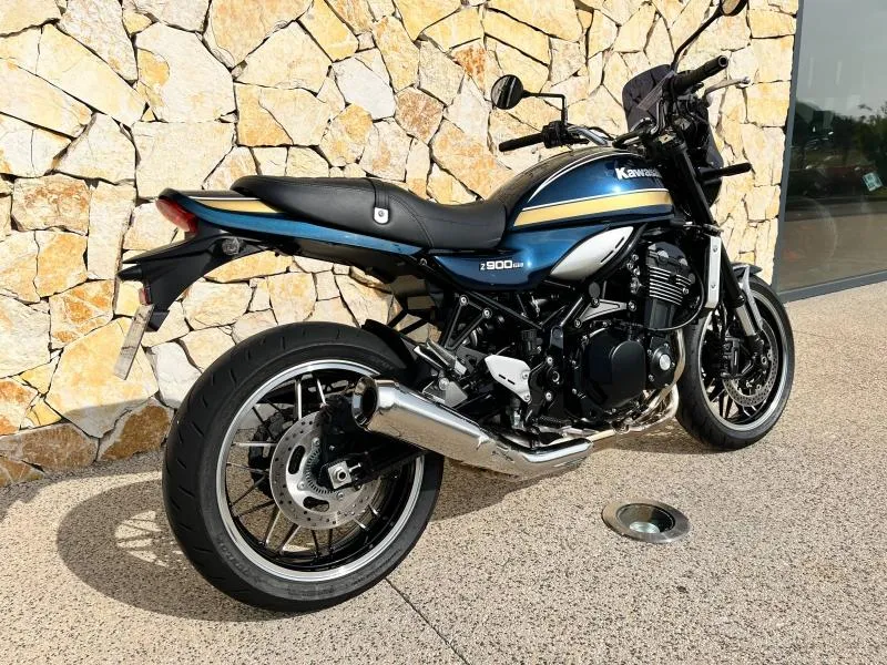 KAWASAKI 900 RS  2024