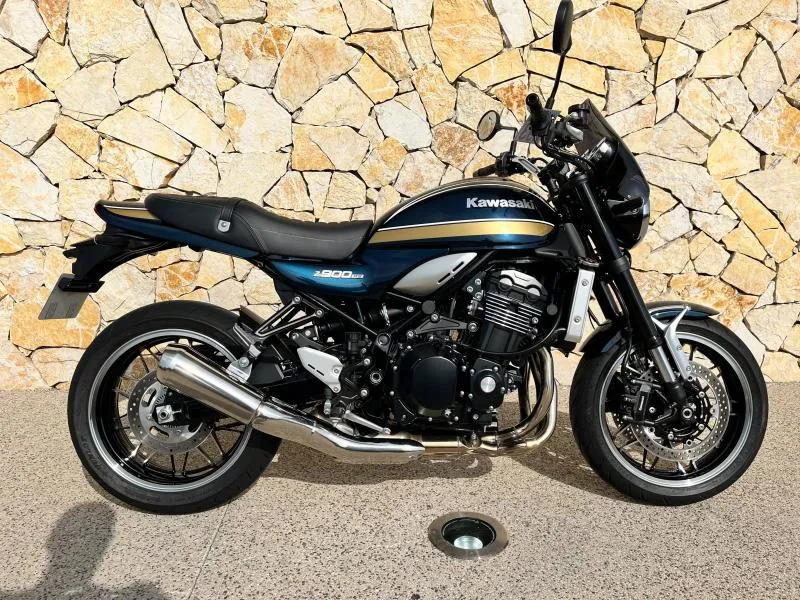 KAWASAKI 900 RS  2024