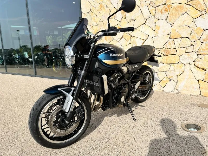 KAWASAKI 900 RS  2024