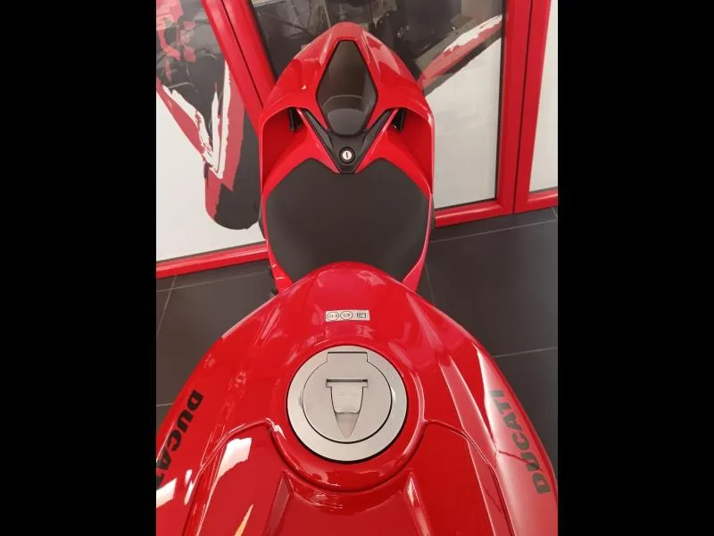 DUCATI 890 Streetfighter V2 S