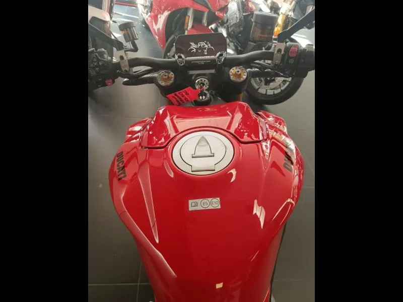 DUCATI 890 Streetfighter V2 S