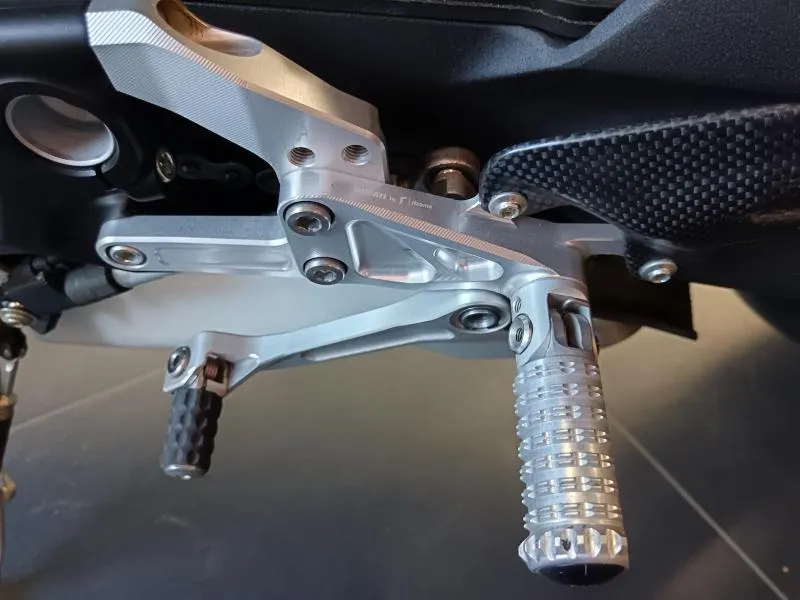 DUCATI 1103 Streetfighter V4 SP2