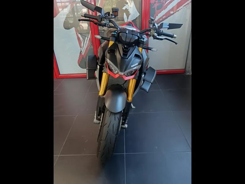 DUCATI 1103 Streetfighter V4 SP2