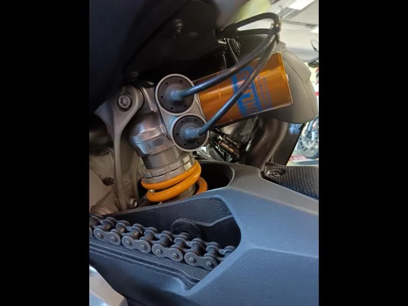 DUCATI 1103 Streetfighter V4 SP2