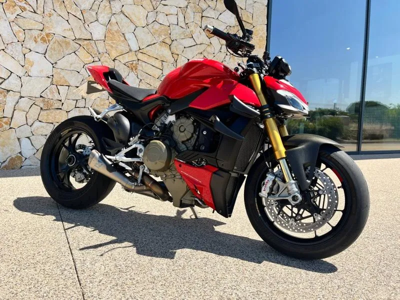 DUCATI V4 S + OPTIONS