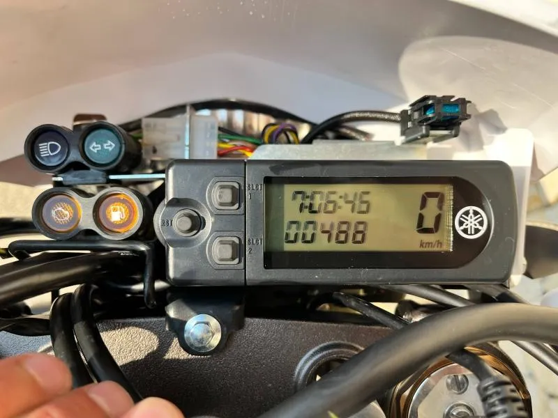 YAMAHA 250 F  ( WR250F )