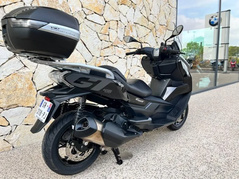 BMW 400 GT Euro 5 + top case