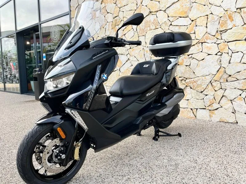 BMW 400 GT Euro 5 + top case