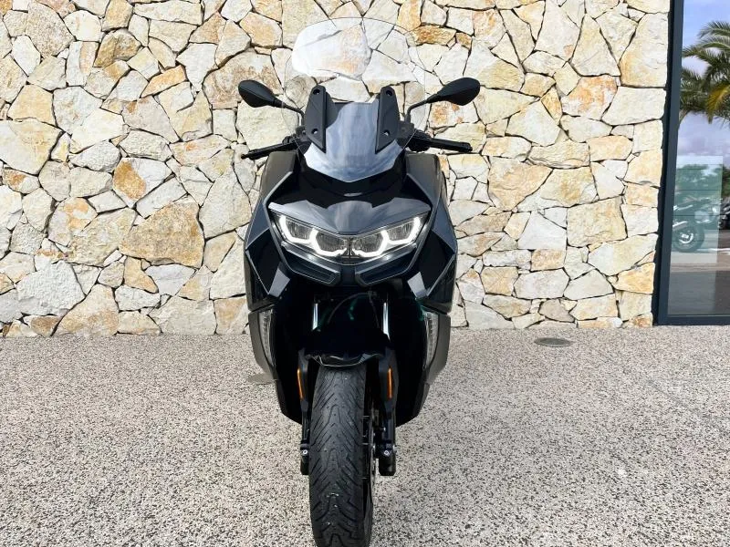 BMW 400 GT Euro 5 + top case