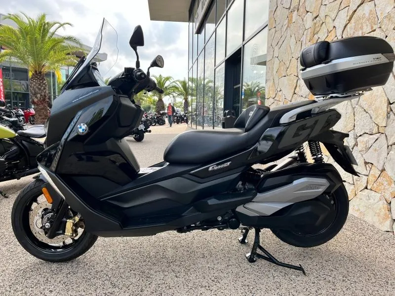 BMW 400 GT Euro 5 + top case