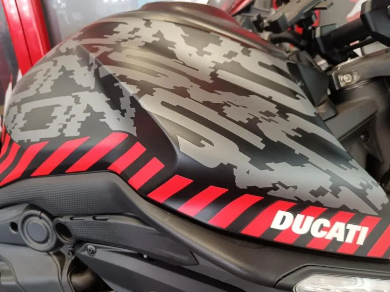 DUCATI Monster+ 937