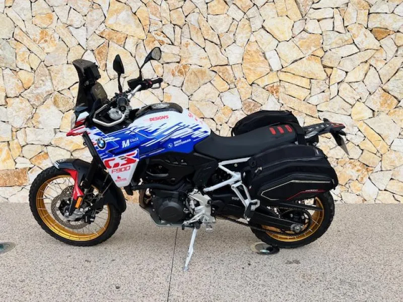 BMW F 900 GS