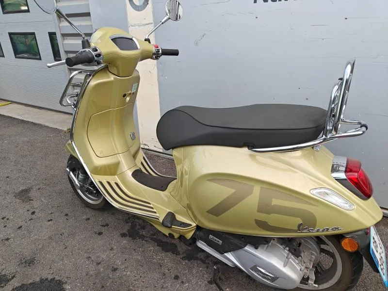 VESPA Primavera 125 iget 3V 75th ABS 2021