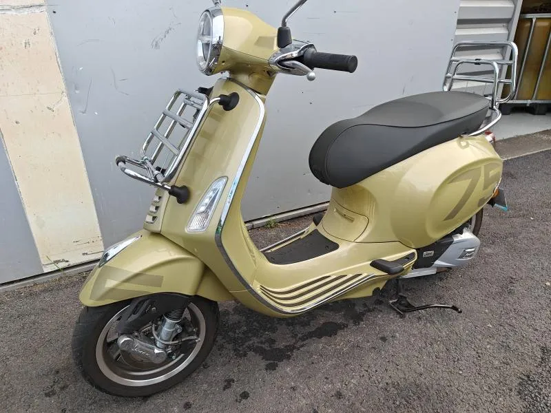 VESPA Primavera 125 iget 3V 75th ABS 2021