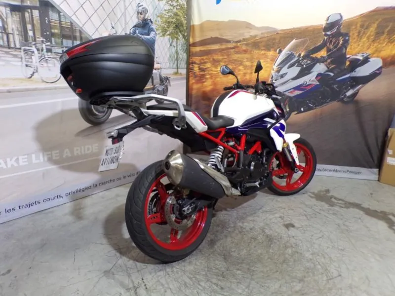 BMW G 310 R