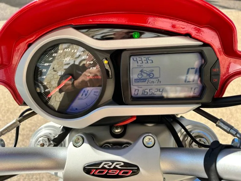 MV-AGUSTA 1090 RR  ABS