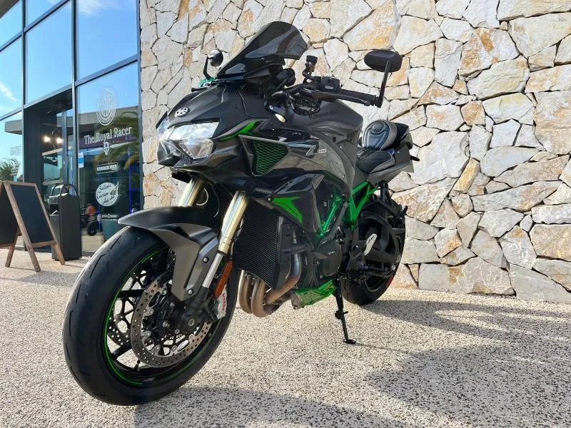 KAWASAKI 1000 H2 SE 2023 VERSION PERFORMANCE