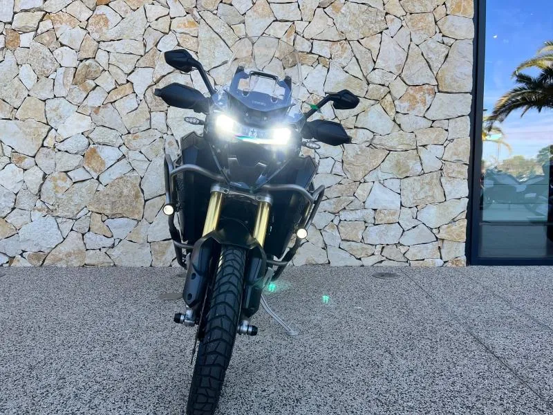 TRIUMPH 1200 Rally Explorateur FULL OPTIONS