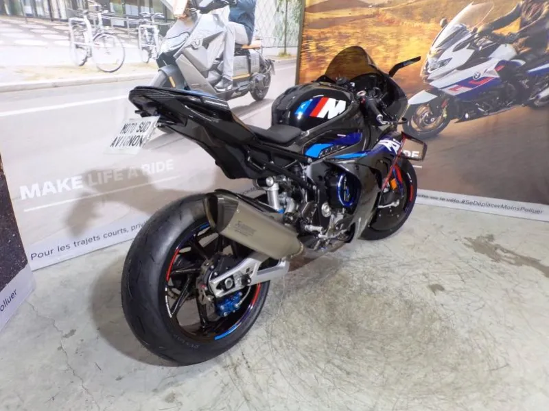 BMW M 1000 RR