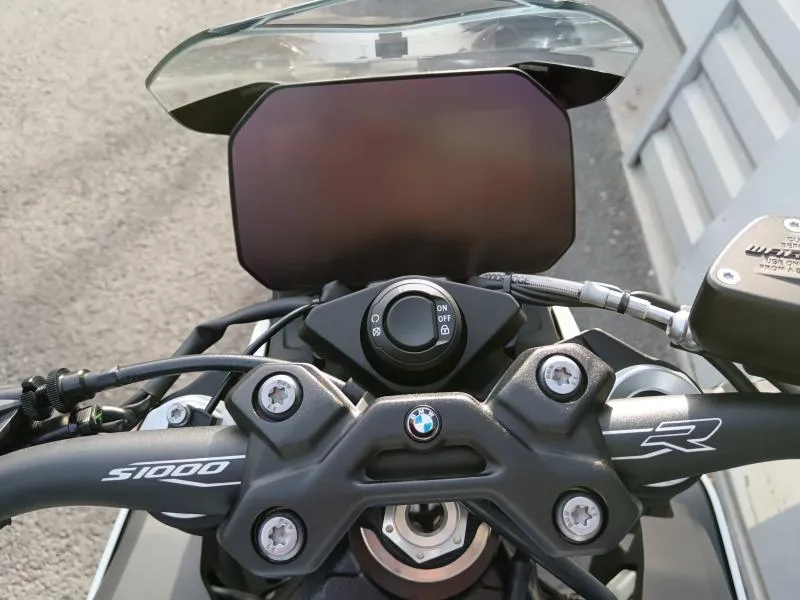 BMW 1000 R