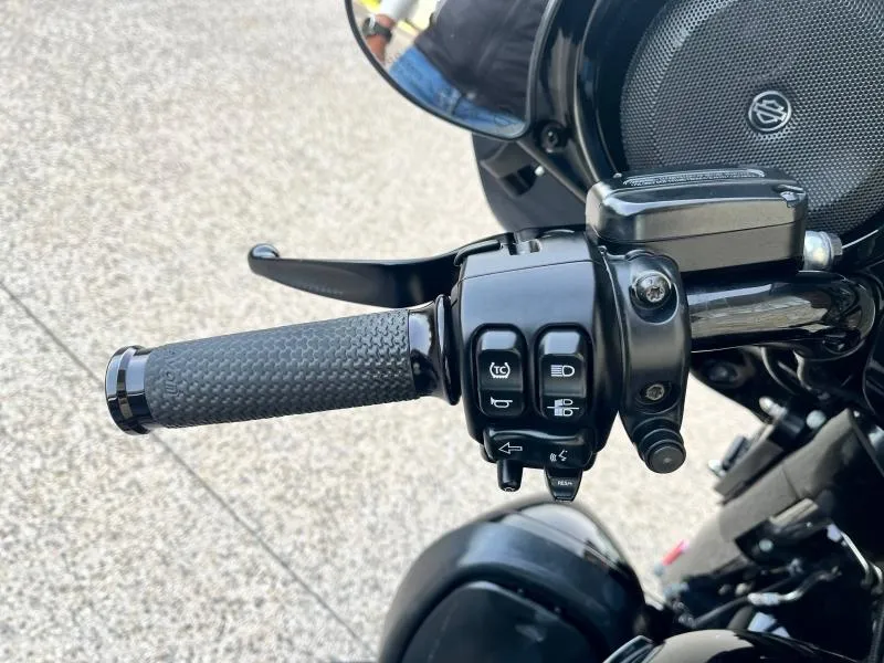 HARLEY-DAVIDSON TOURING 1868 Noir 2020