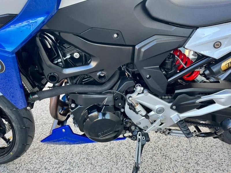 BMW 900 R A2 FINITION PRO