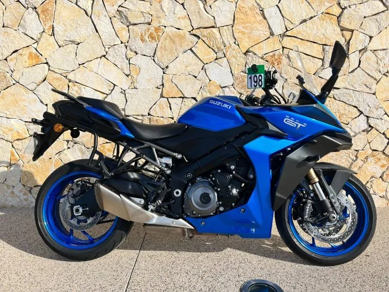 SUZUKI 1000 GT