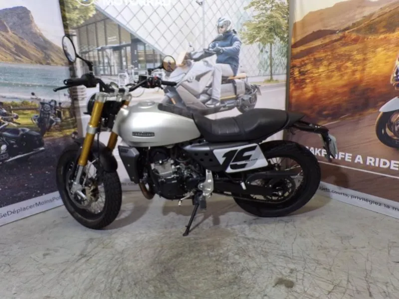 FANTIC Caballero 500 Flat Track