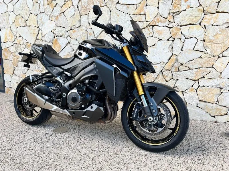 SUZUKI 1000 2023 + OPTIONS