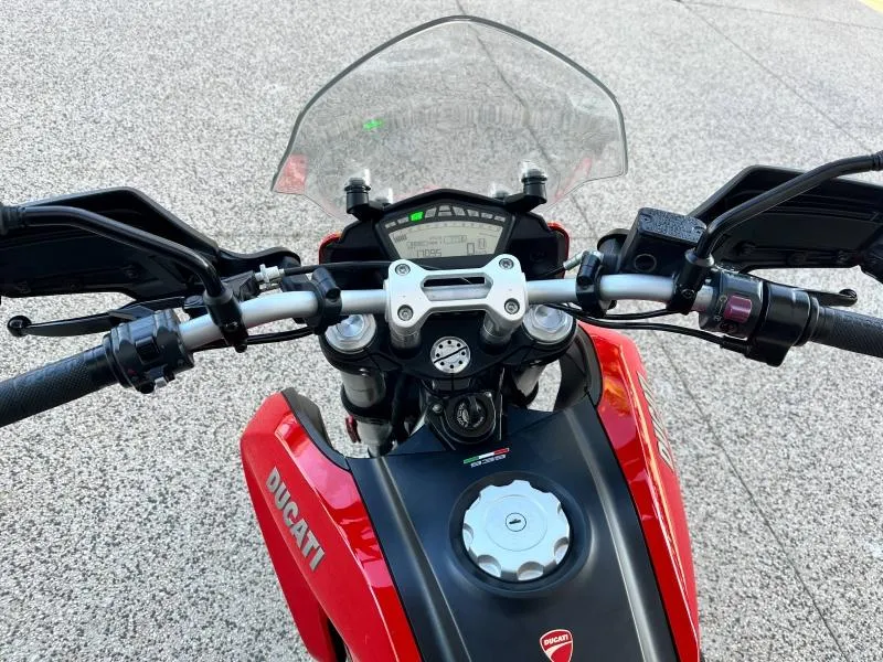 DUCATI 939 ABS + OPTIONS
