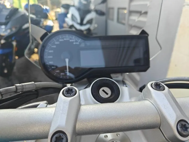 BMW R 1200 R