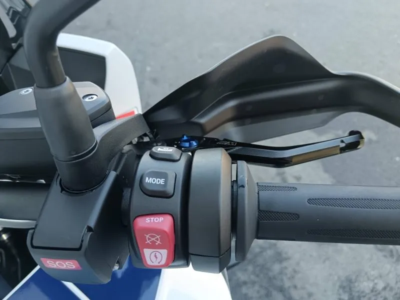 BMW S 1000 XR