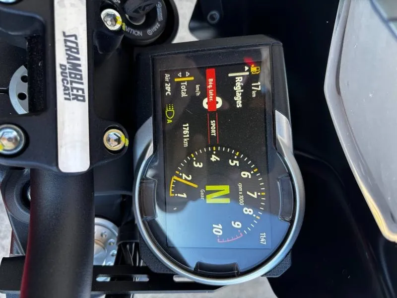 DUCATI Scrambler 800 Full Throttle