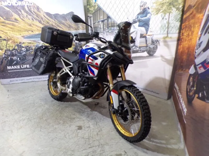 BMW F 900 GS