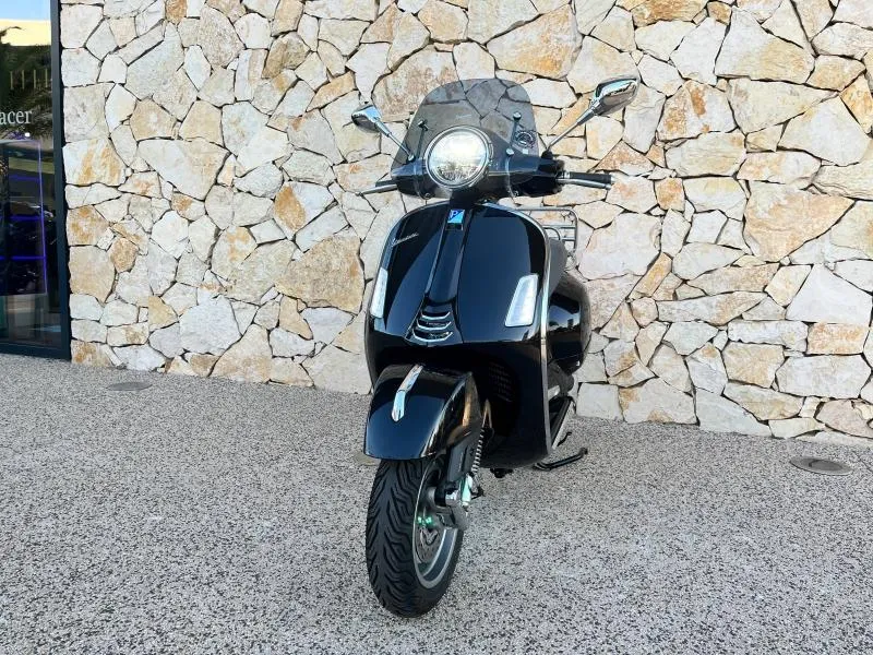 VESPA 300 ABS-ASR + OPTIONS PIAGGIO