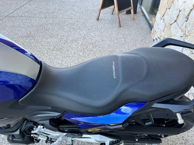 BMW 900 R FINITION PRO 105 CV