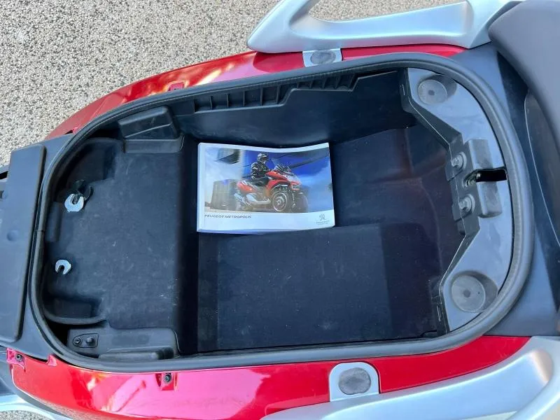 PEUGEOT 400  ABS avec 11442 KM