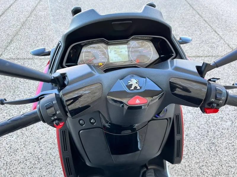 PEUGEOT 400  ABS avec 11442 KM