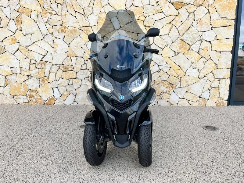 PIAGGIO 400 HPE