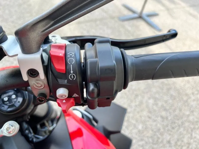 DUCATI 955 Streetfighter V2 Euro 5