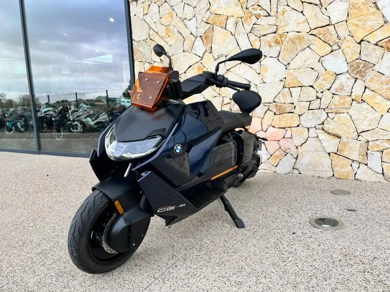 BMW E04  11KW 125CM3 CE04 CE-04