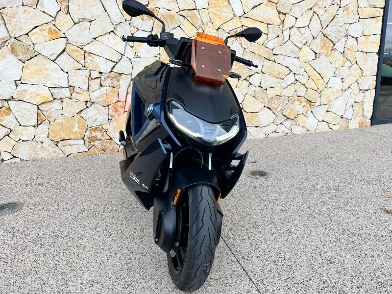 BMW E04  11KW 125CM3 CE04 CE-04