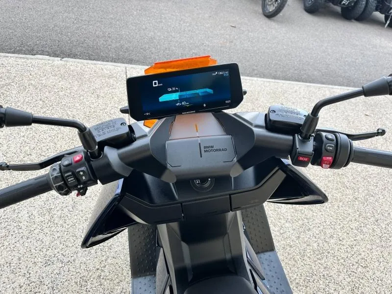 BMW E04  11KW 125CM3 CE04 CE-04