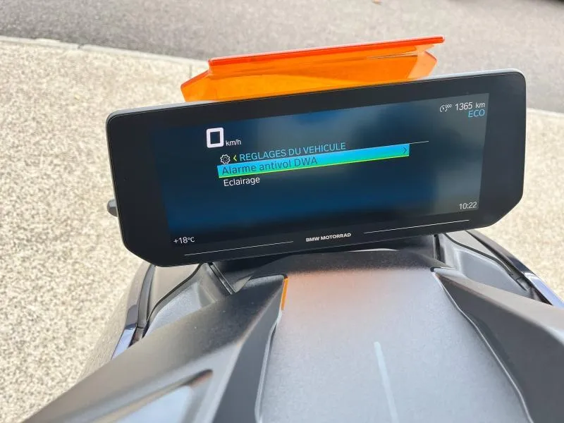 BMW E04  11KW 125CM3 CE04 CE-04